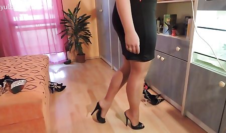 أمي تشعر افلام سكس الجنس الاخر أخيرا أن هناك شيئا