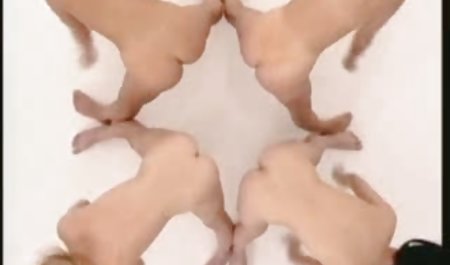 شقيق افلام جنس بدون مقابل اشتعلت بالتجسس على أخته وصديقته