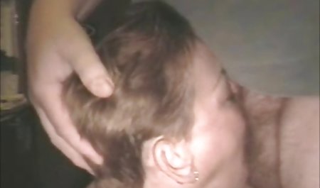 دمية الملاعين فلم جنس جامد مع دسار على خشبة المسرح